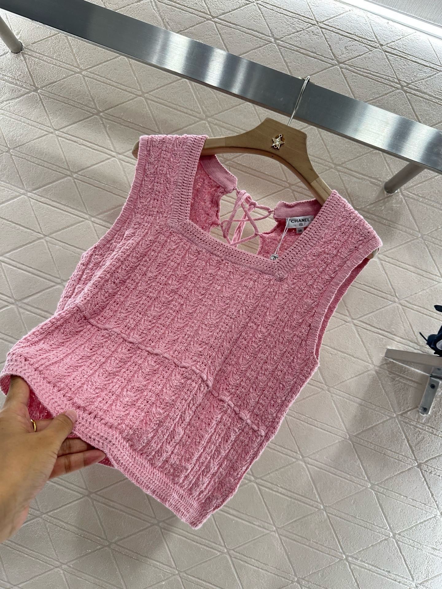 2025 Summer New Square Round Neck Lace-up Knitted Vest