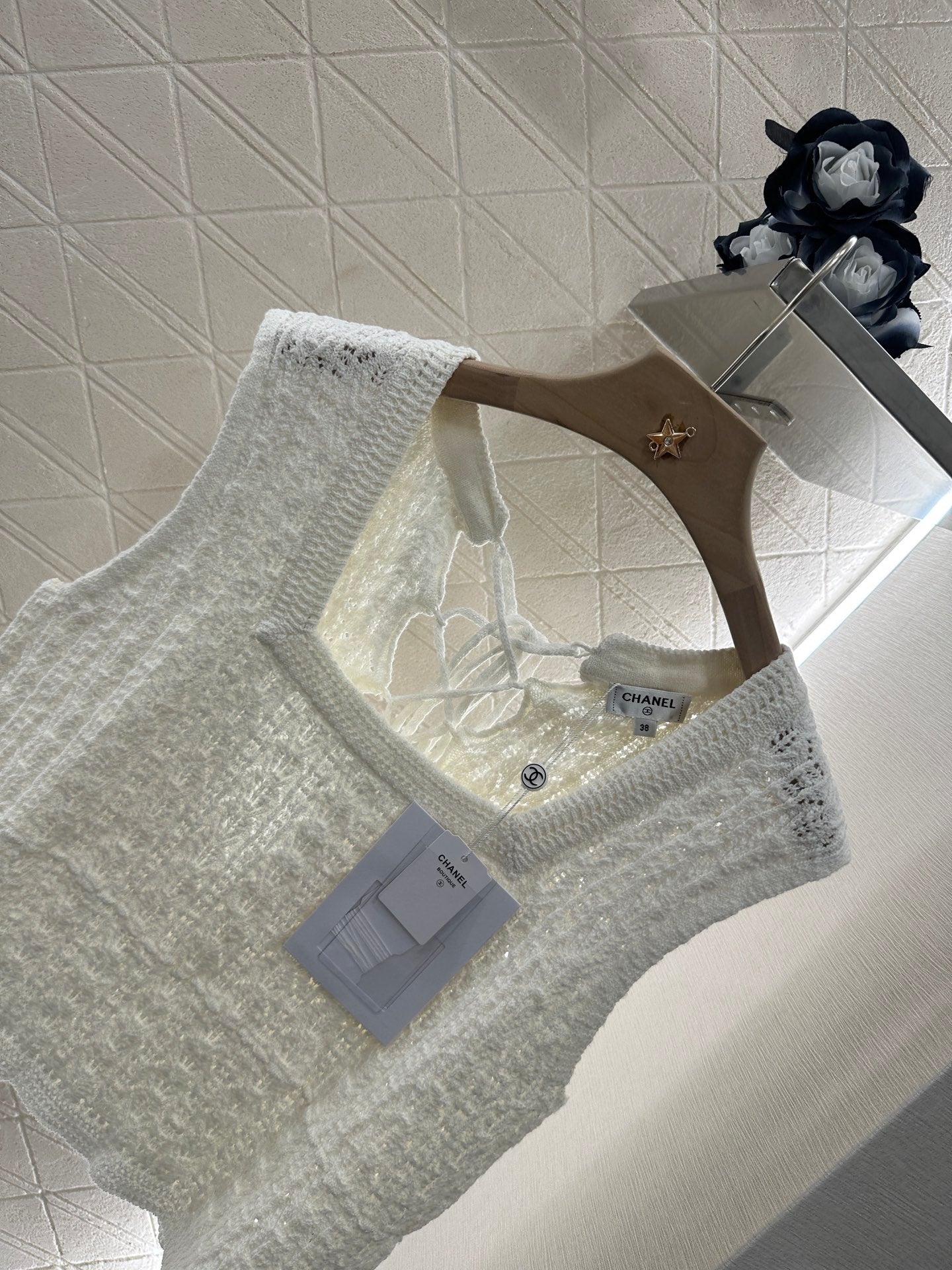 2025 Summer New Square Round Neck Lace-up Knitted Vest