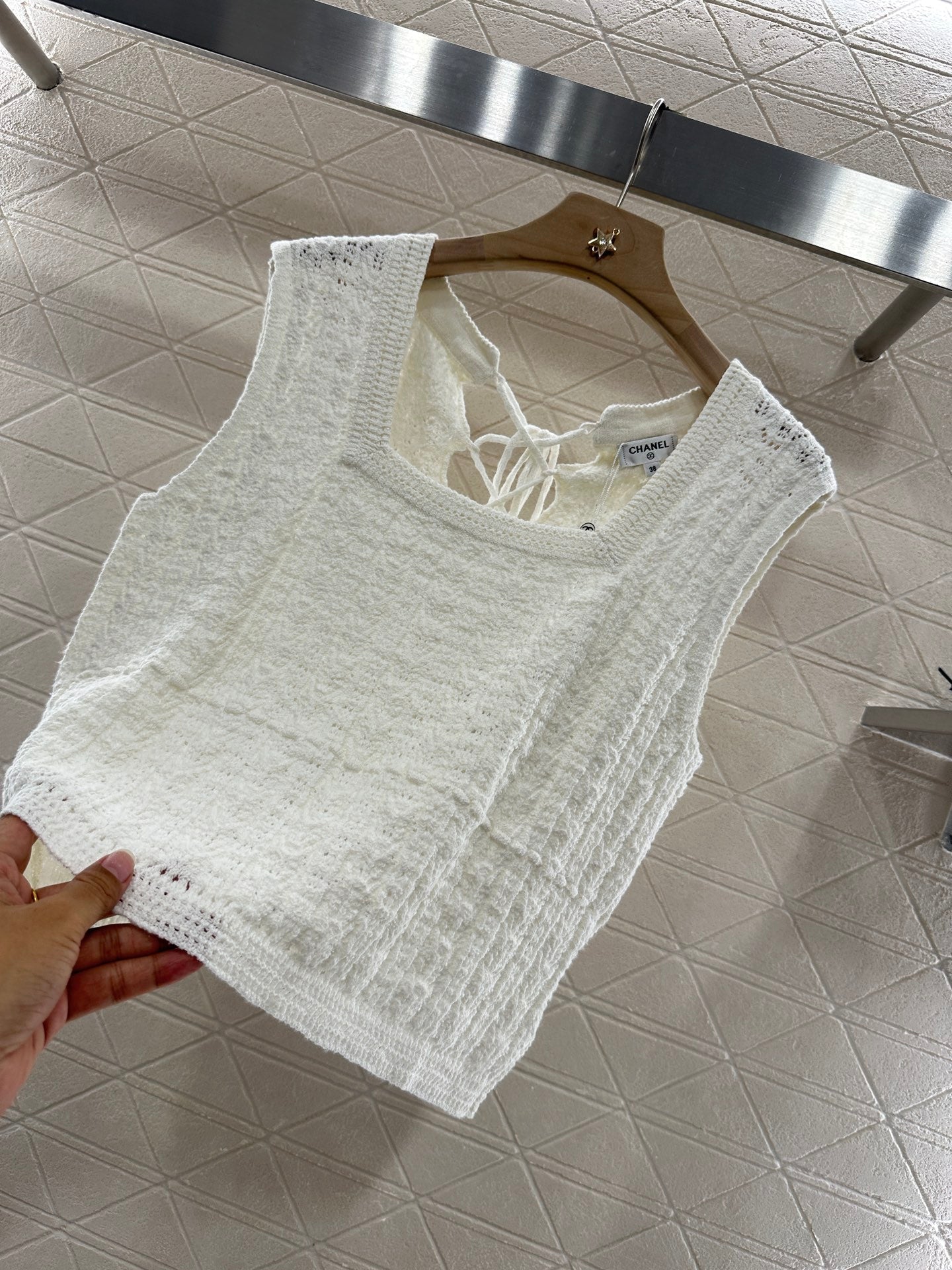 2025 Summer New Square Round Neck Lace-up Knitted Vest