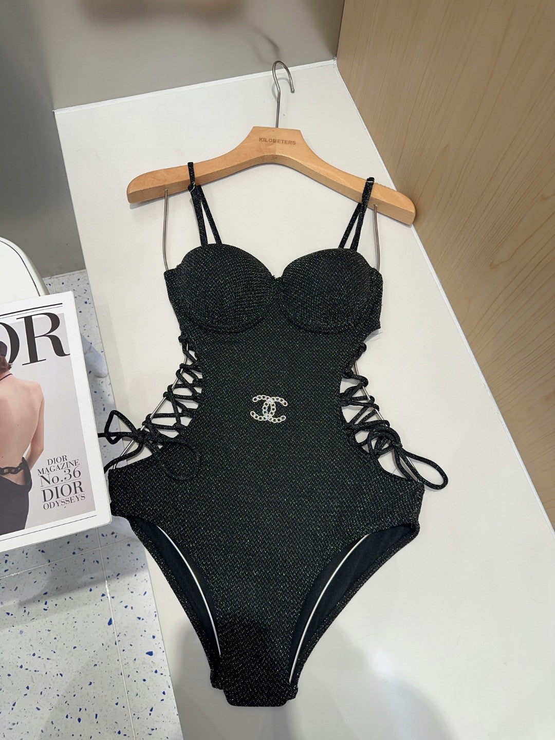C 25 Gorgeous Waistless Halter One-piece Swimsuit