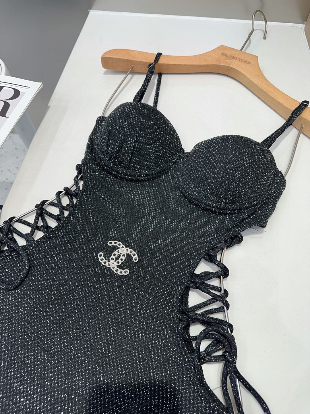 C 25 Gorgeous Waistless Halter One-piece Swimsuit