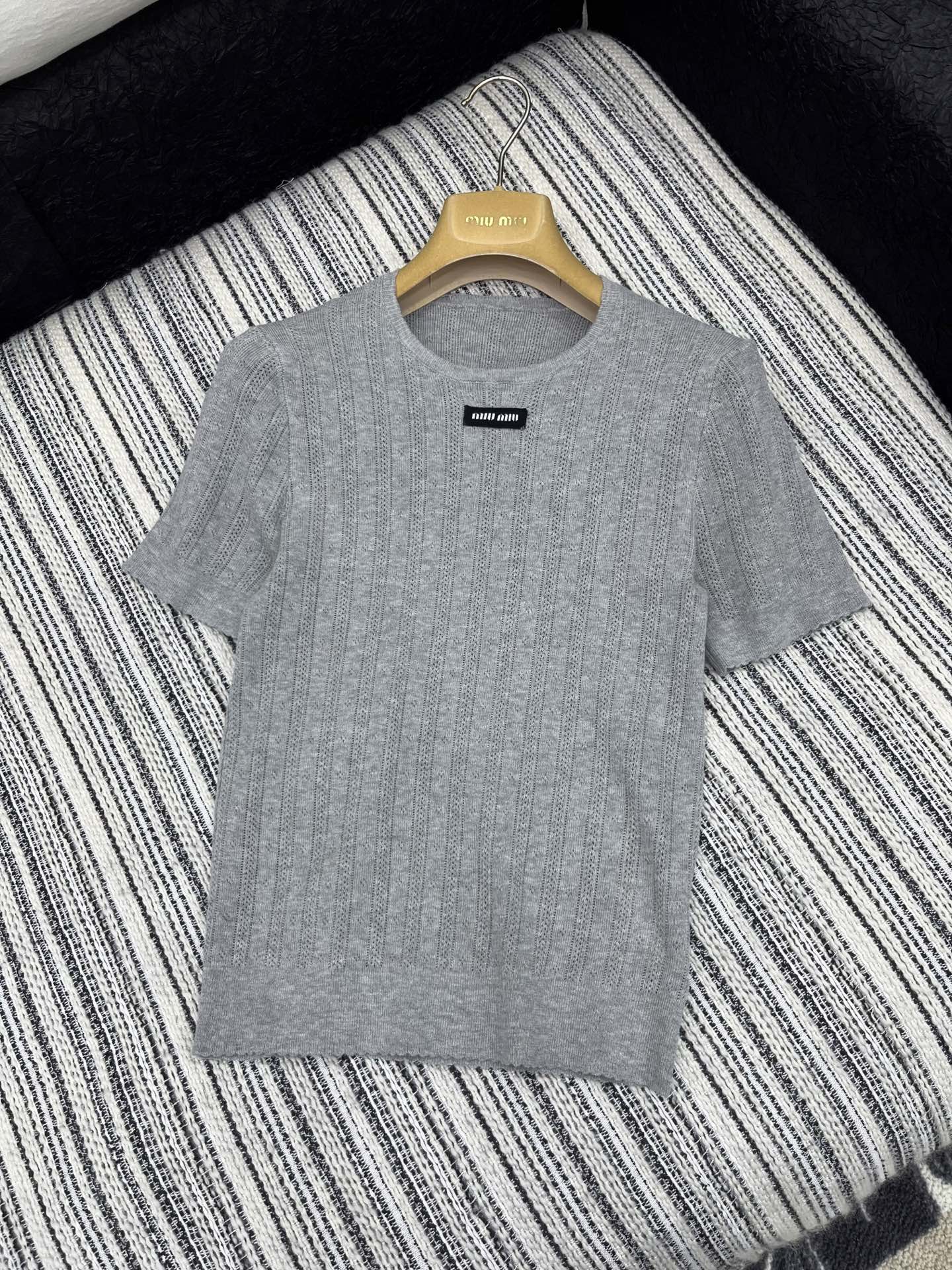 2025SS Spring and Summer New Round Neck Crochet Short Sleeves