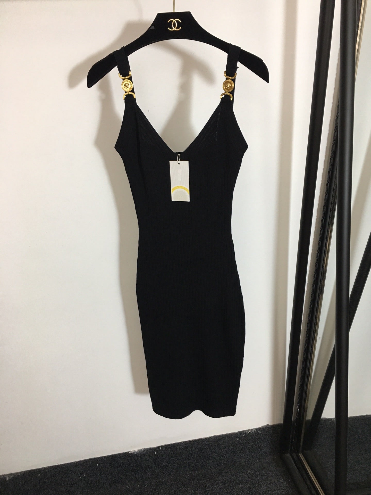 25 Summer New Metal Button Slim Fit Elastic Knit Suspender Dress