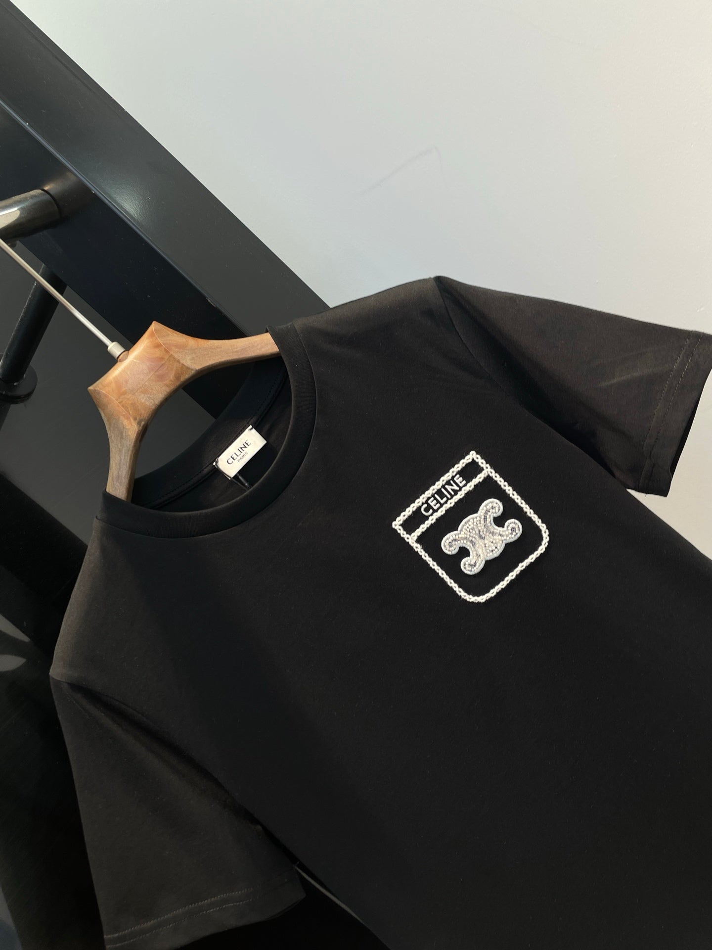 25 Summer new long-sleeved diamond simple letter logo round neck T-shirt