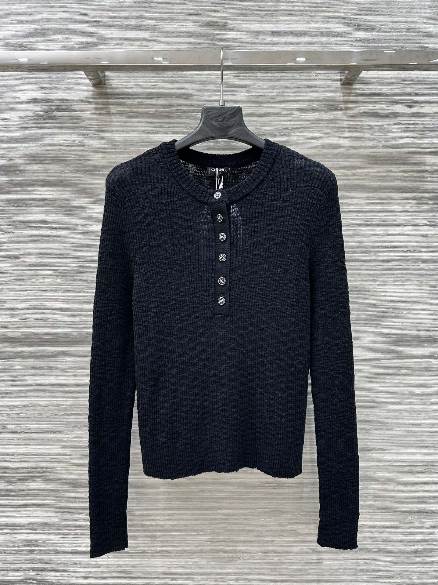 25ss Round neck knitted long sleeved top
