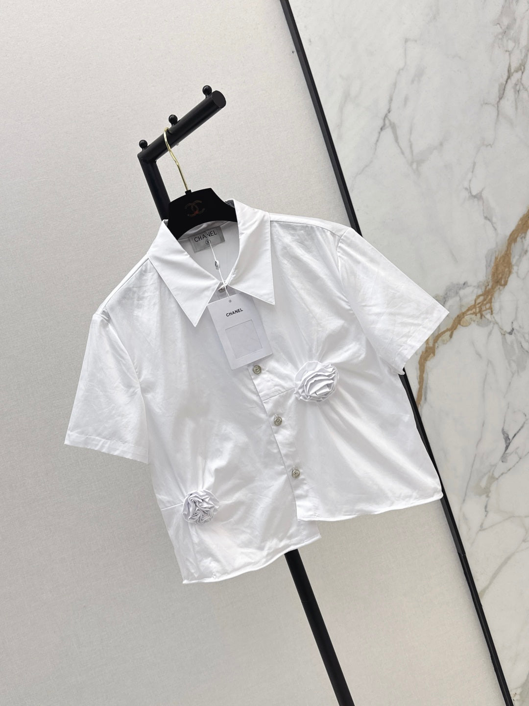 25 Spring and Summer Latest Three-Dimensional Flower Short-Sleeved Shirt