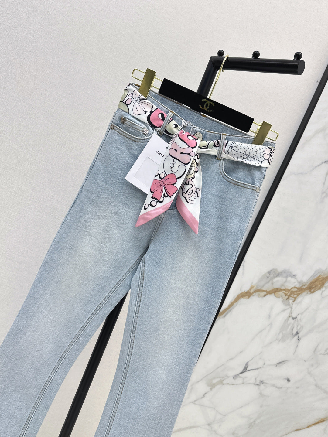 25Ss Spring and Summer New Silk Scarf Ribbon High Waist Slim Jeans