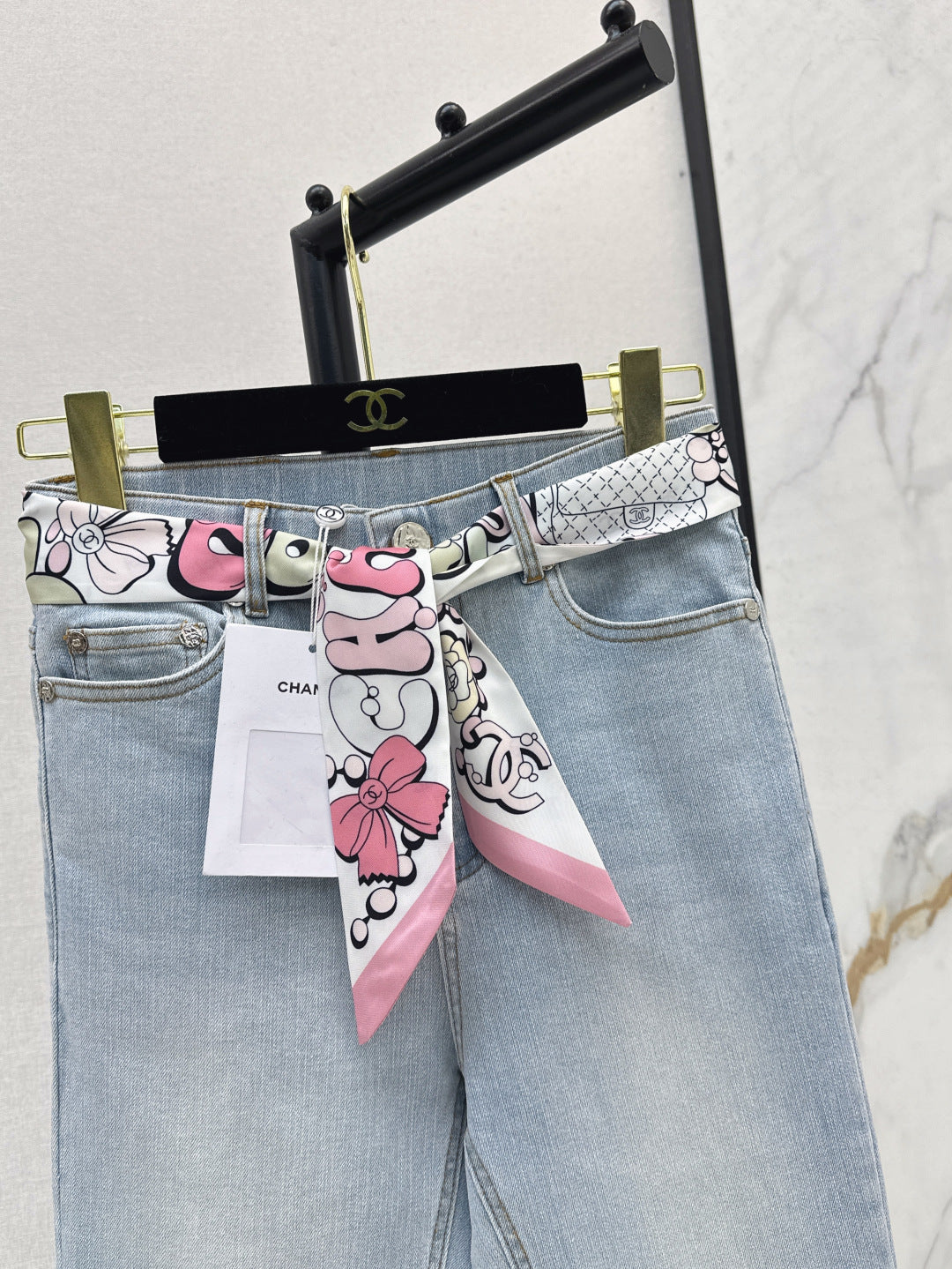 25Ss Spring and Summer New Silk Scarf Ribbon High Waist Slim Jeans