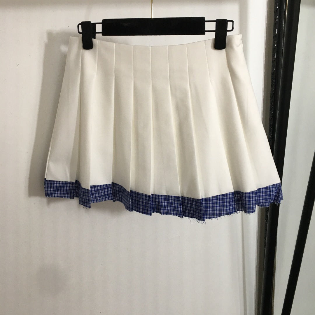 25 Summer new letter logo embroidered patch V-neck suit vest jacket + plaid splicing pleated short skirt suit