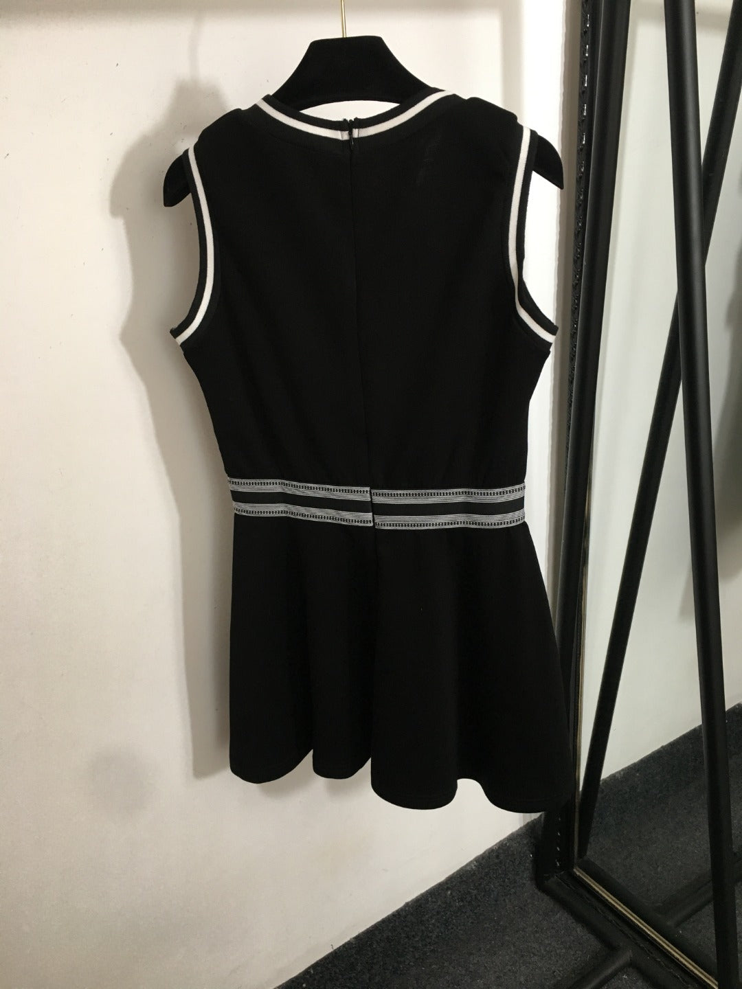25 Summer new logo embroidered ribbon waist sleeveless vest dress