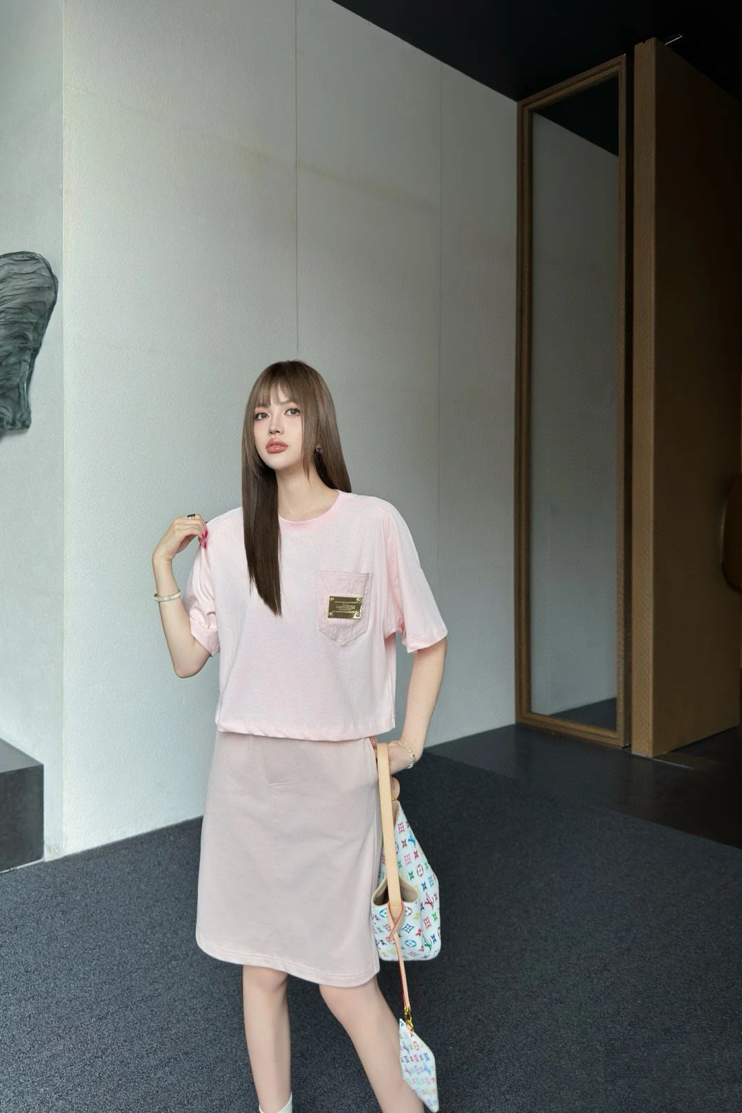 2025 new short pocket metal short-sleeved T-shirt with the same midi skirt