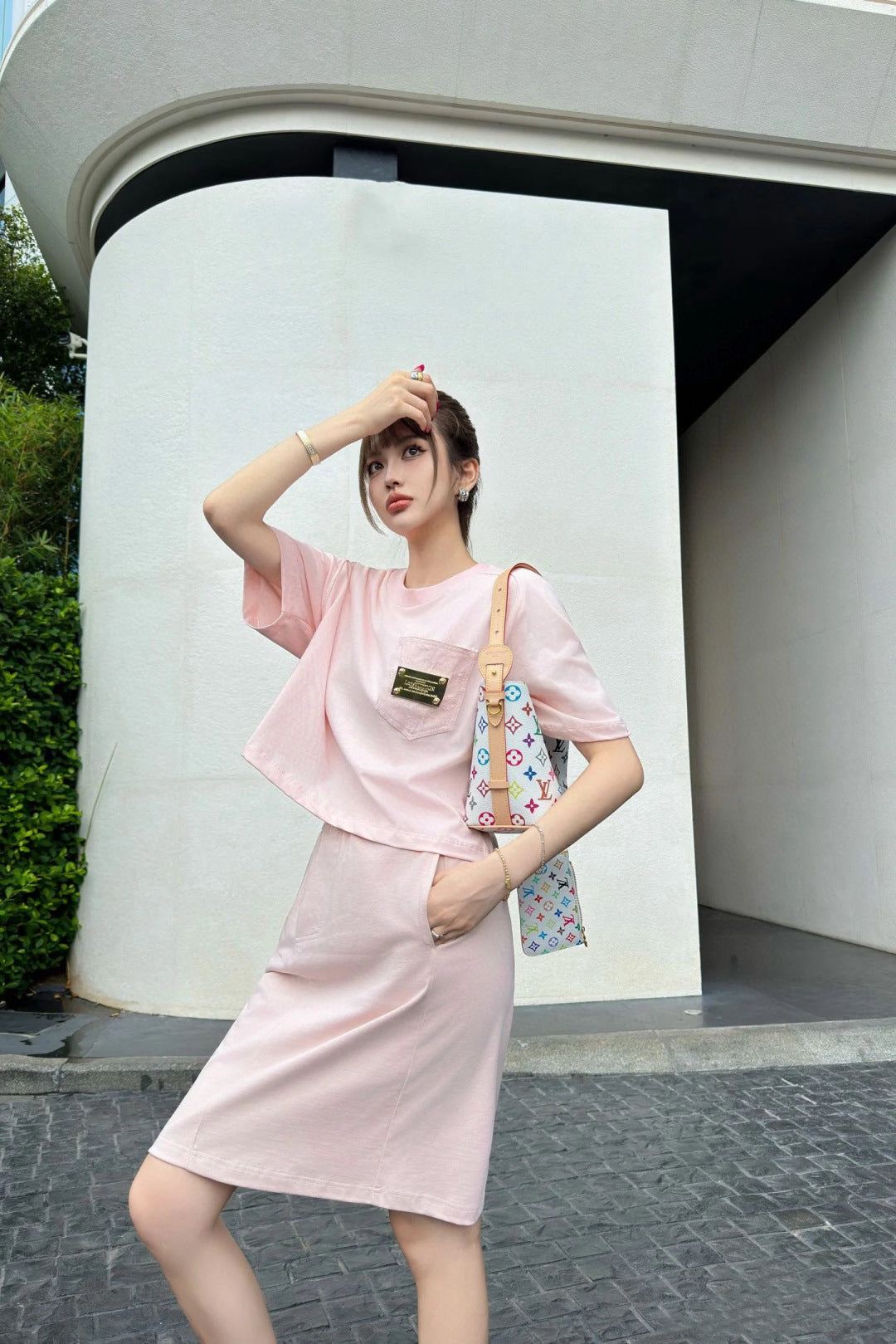 2025 new short pocket metal short-sleeved T-shirt with the same midi skirt