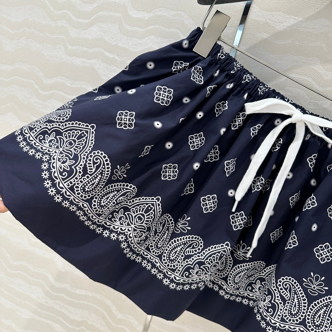 25ss Vacation style, elastic waist, short skirt