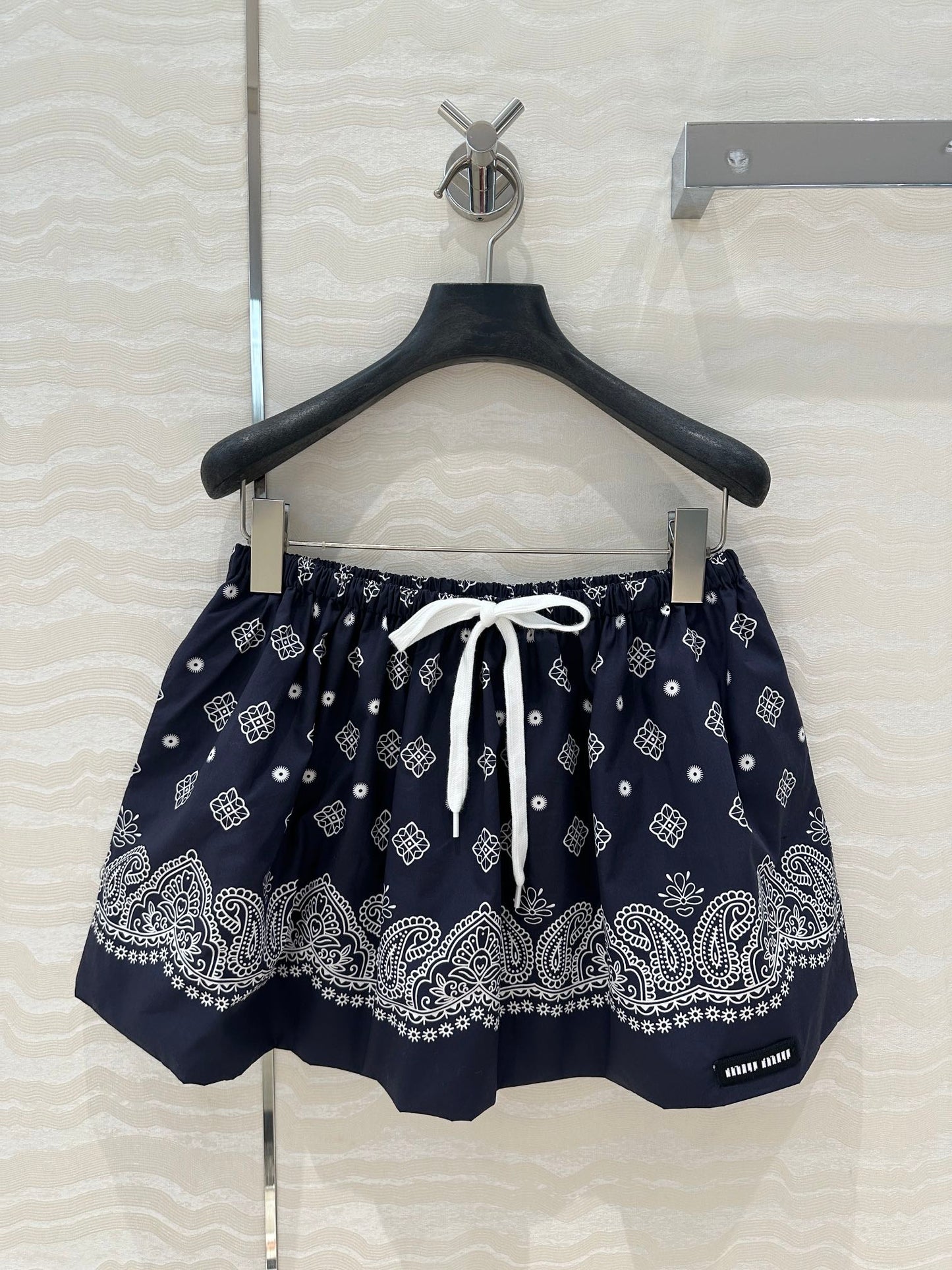 25ss Vacation style, elastic waist, short skirt