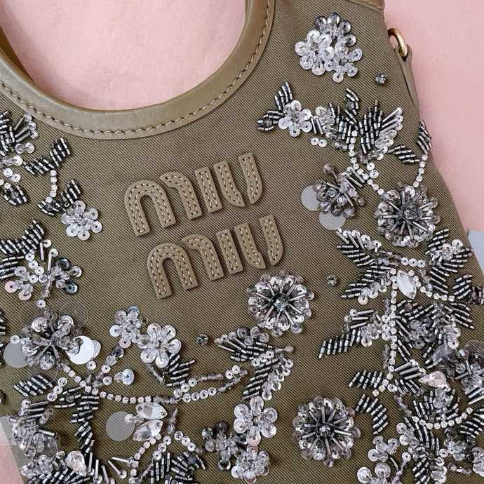 25ss New nail bead embroidery ivy bag