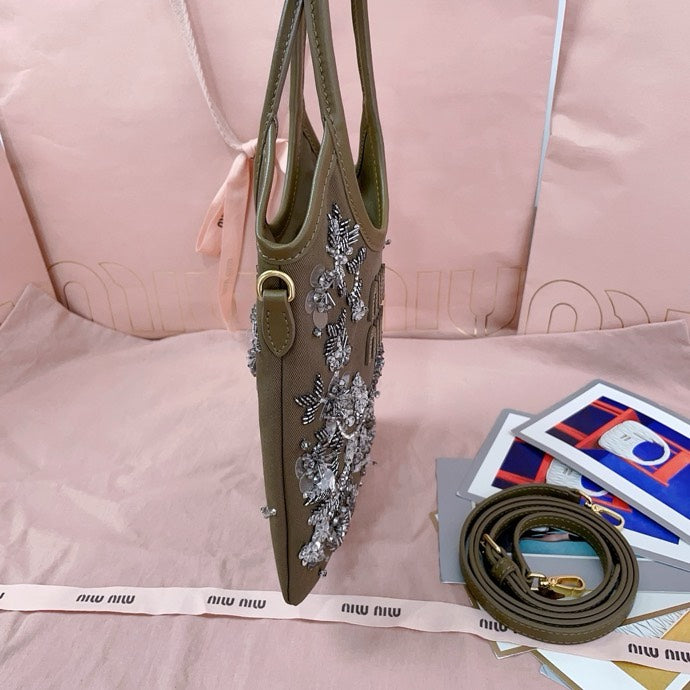 25ss New nail bead embroidery ivy bag