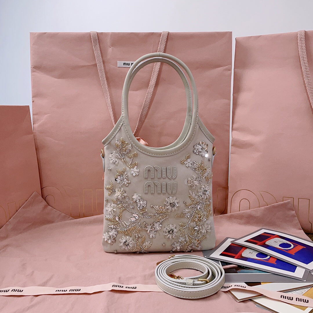 25ss New nail bead embroidery ivy bag