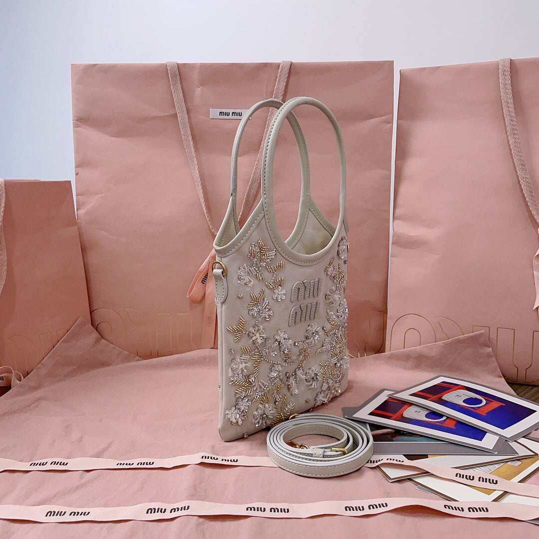25ss New nail bead embroidery ivy bag