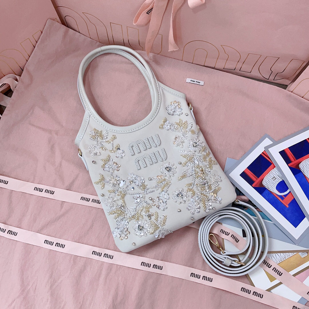 25ss New nail bead embroidery ivy bag