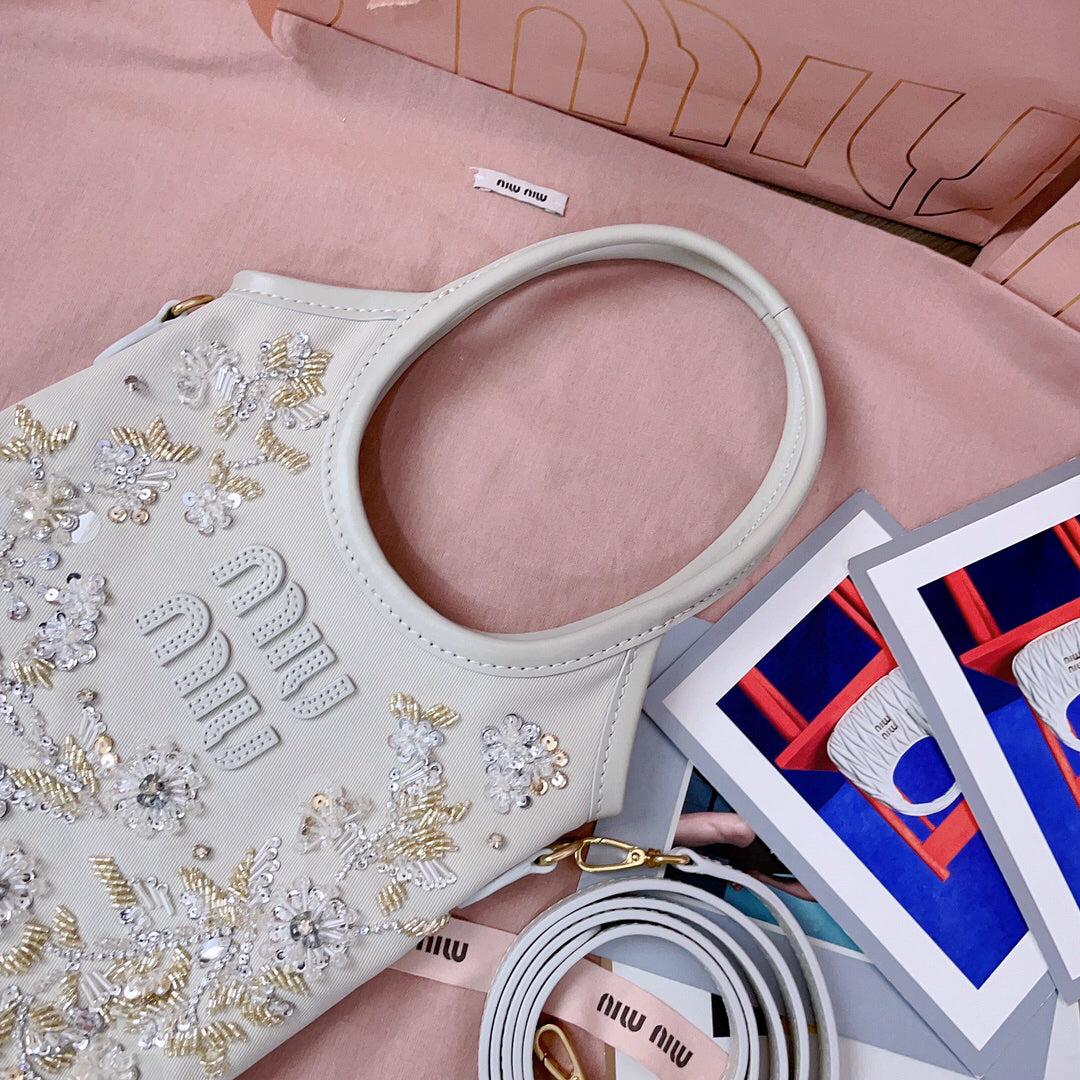 25ss New nail bead embroidery ivy bag