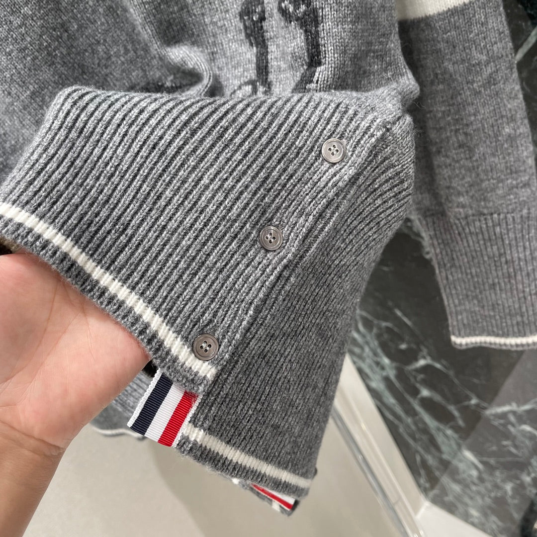 25 Early Autumn New Irregular Knitted Sweater