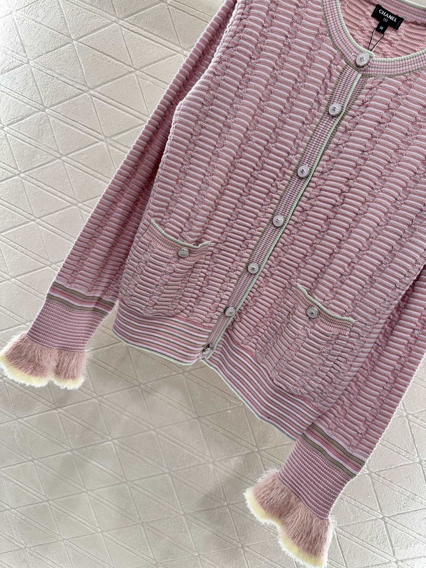 2025 Autumn New Striped knitted cardigan