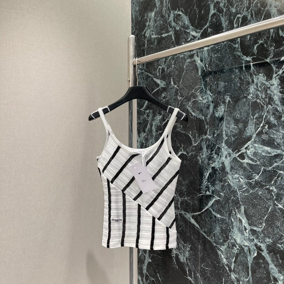25 Early Autumn New Fake Two-piece Spliced Diagonal Striped Vest