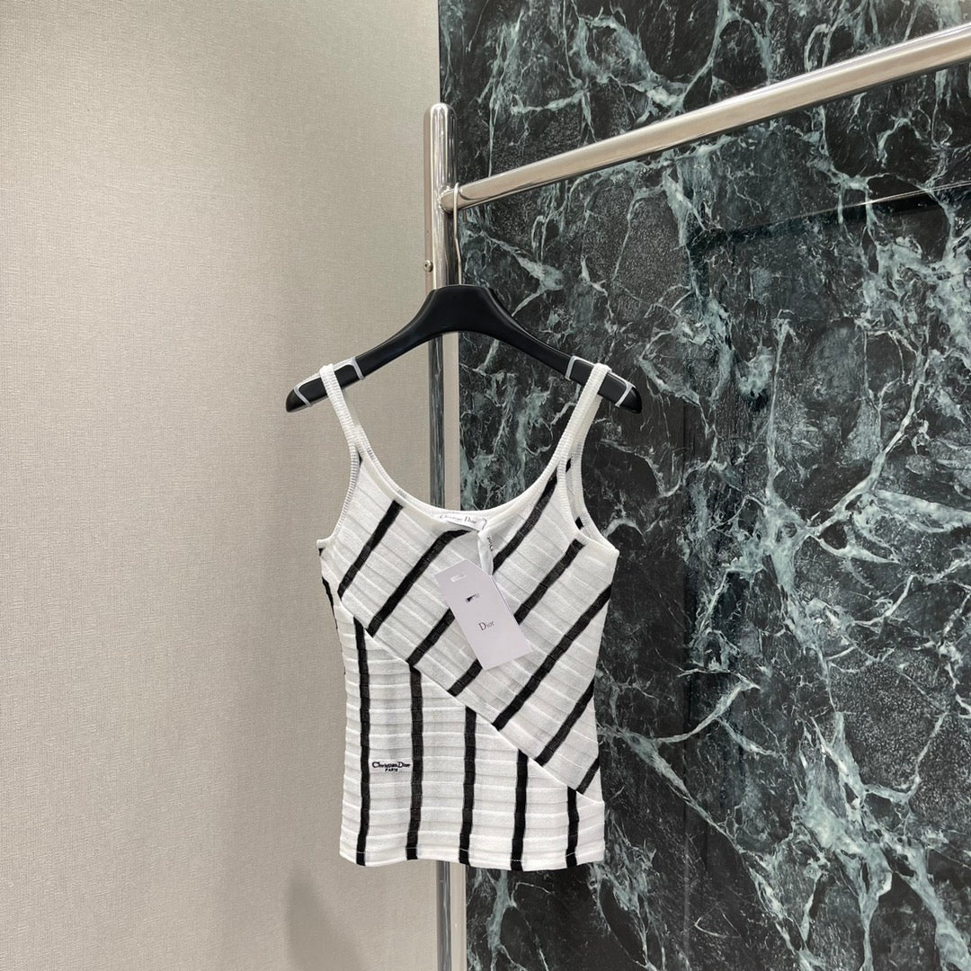 25 Early Autumn New Fake Two-piece Spliced Diagonal Striped Vest