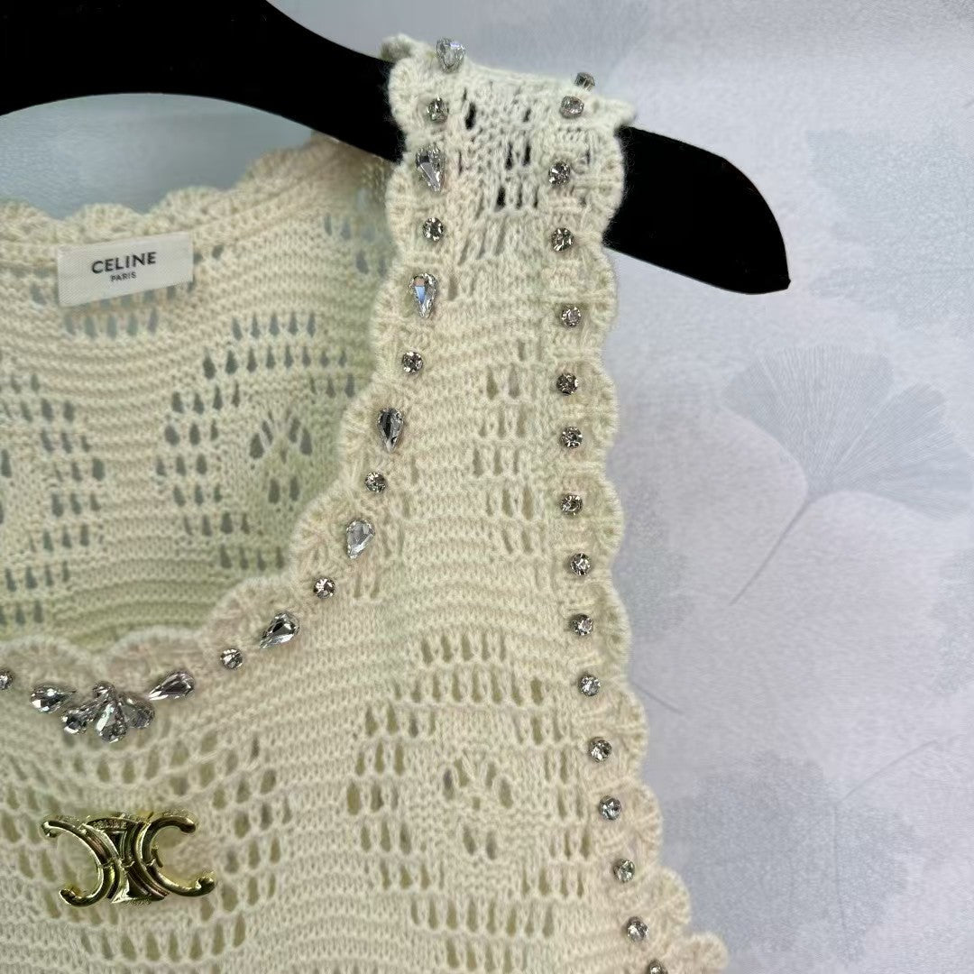 New hollow knitted dress