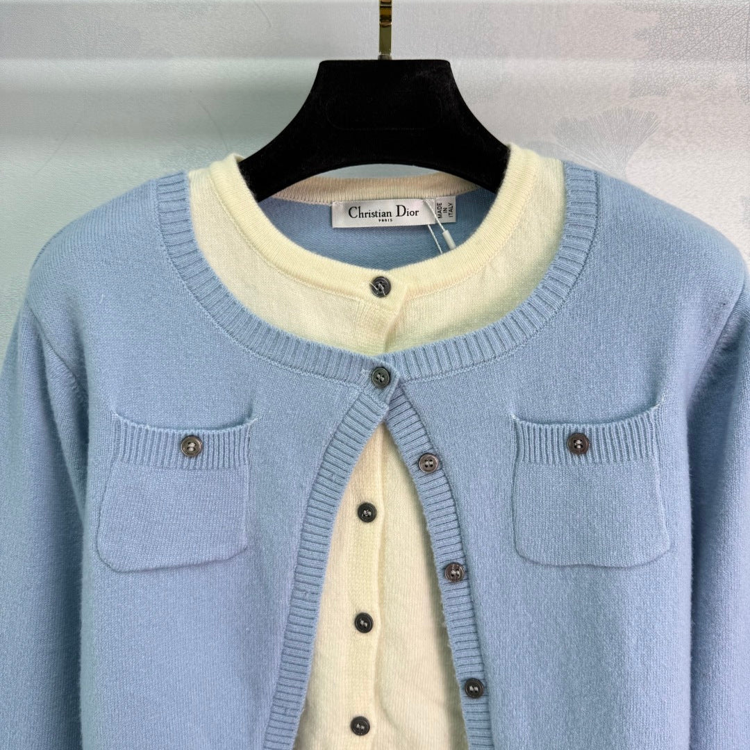 2025 Early Autumn New Round Neck Contrast Color Knitted Cardigan