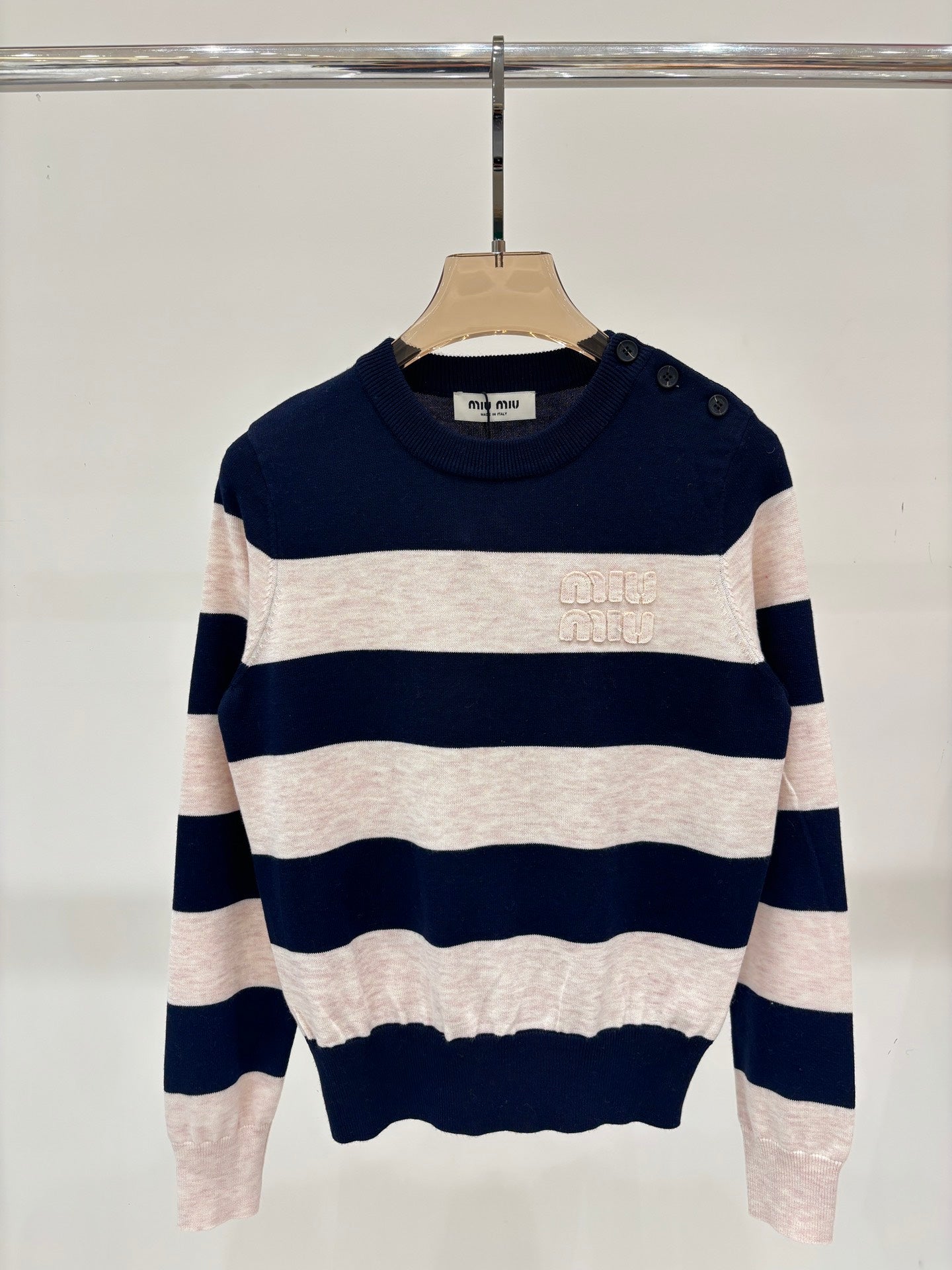 new product Striped crew neck sweater