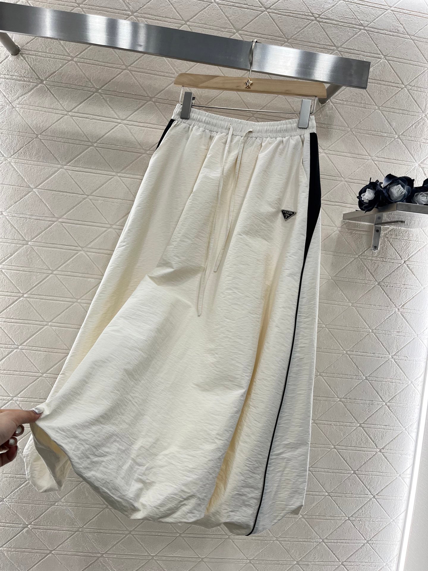 25Colorblocked Workwear Half Skirt