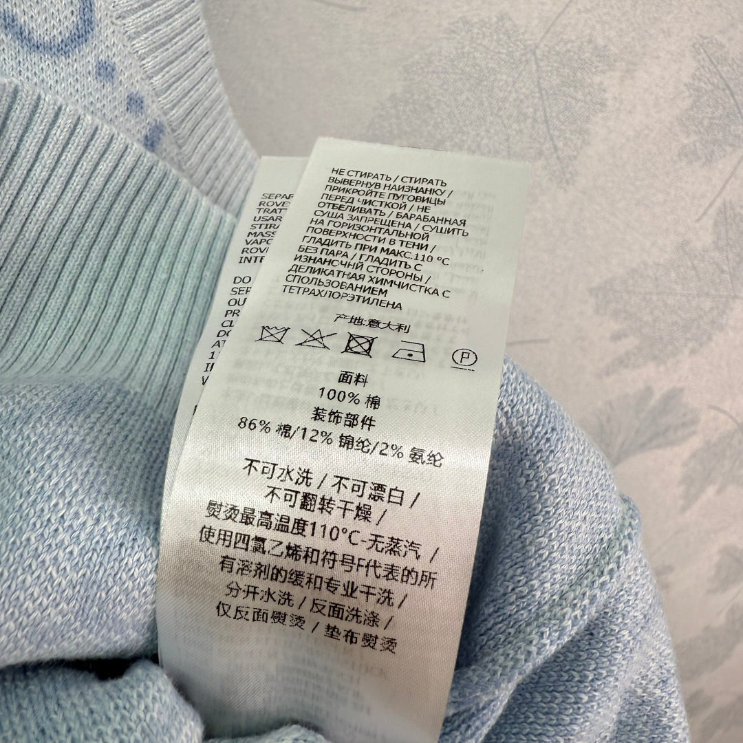 25 Spring and summer new knitted round neck undershirt