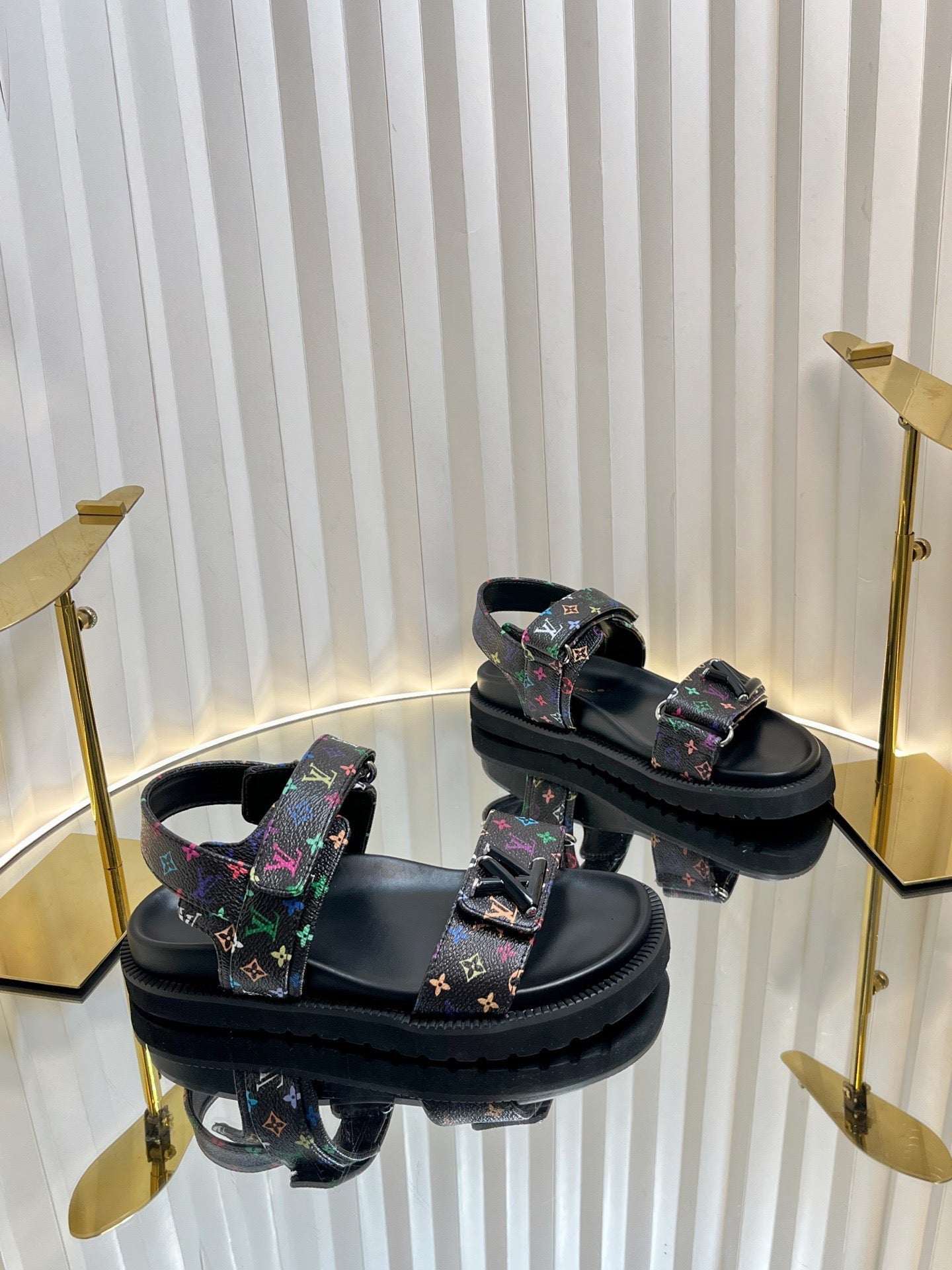 slippers