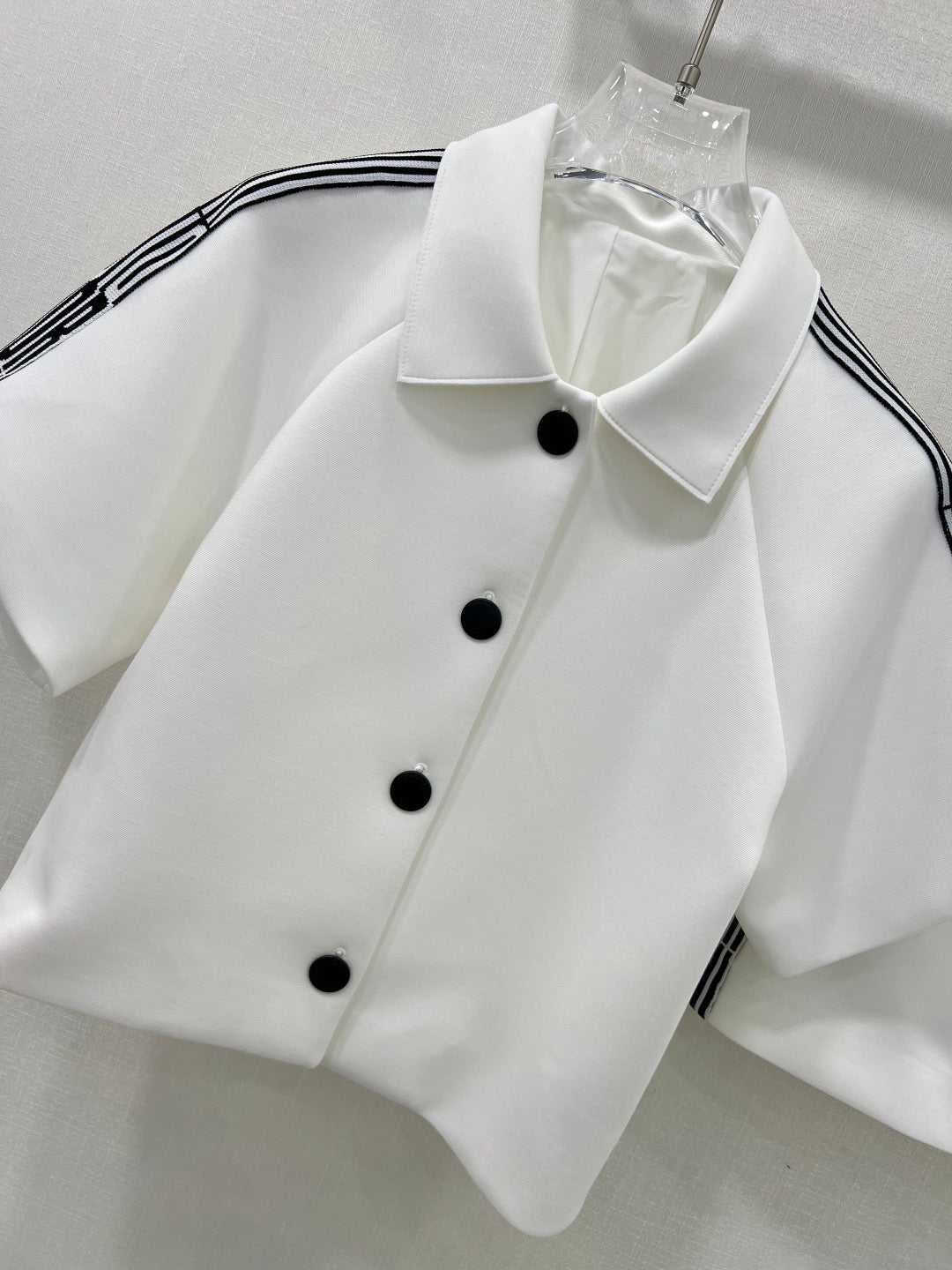 25 New Arrival: Short-Sleeve Two-Piece Skirt Set