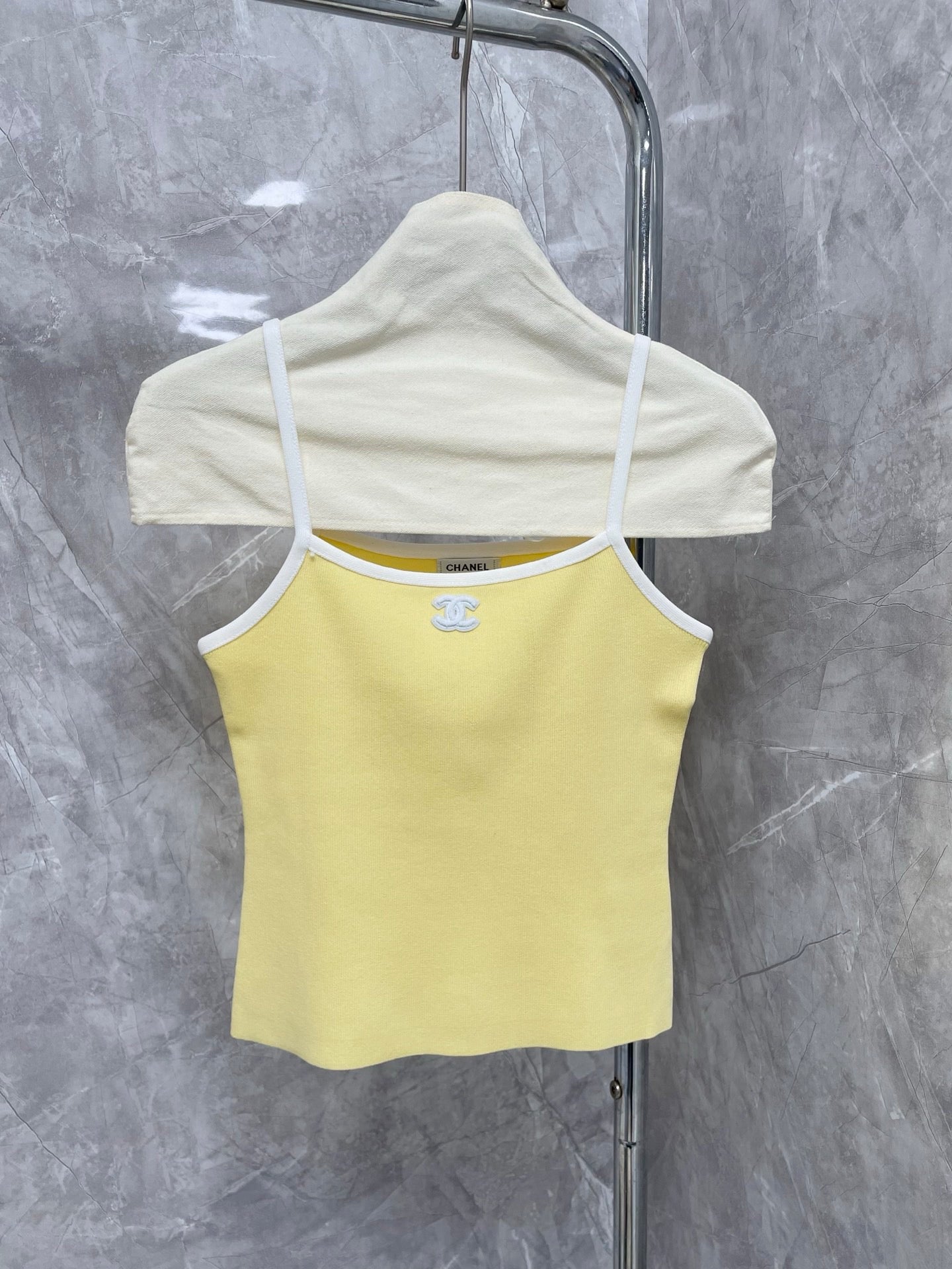 25 new Multicolor Ribbed Minimalist Cami Top