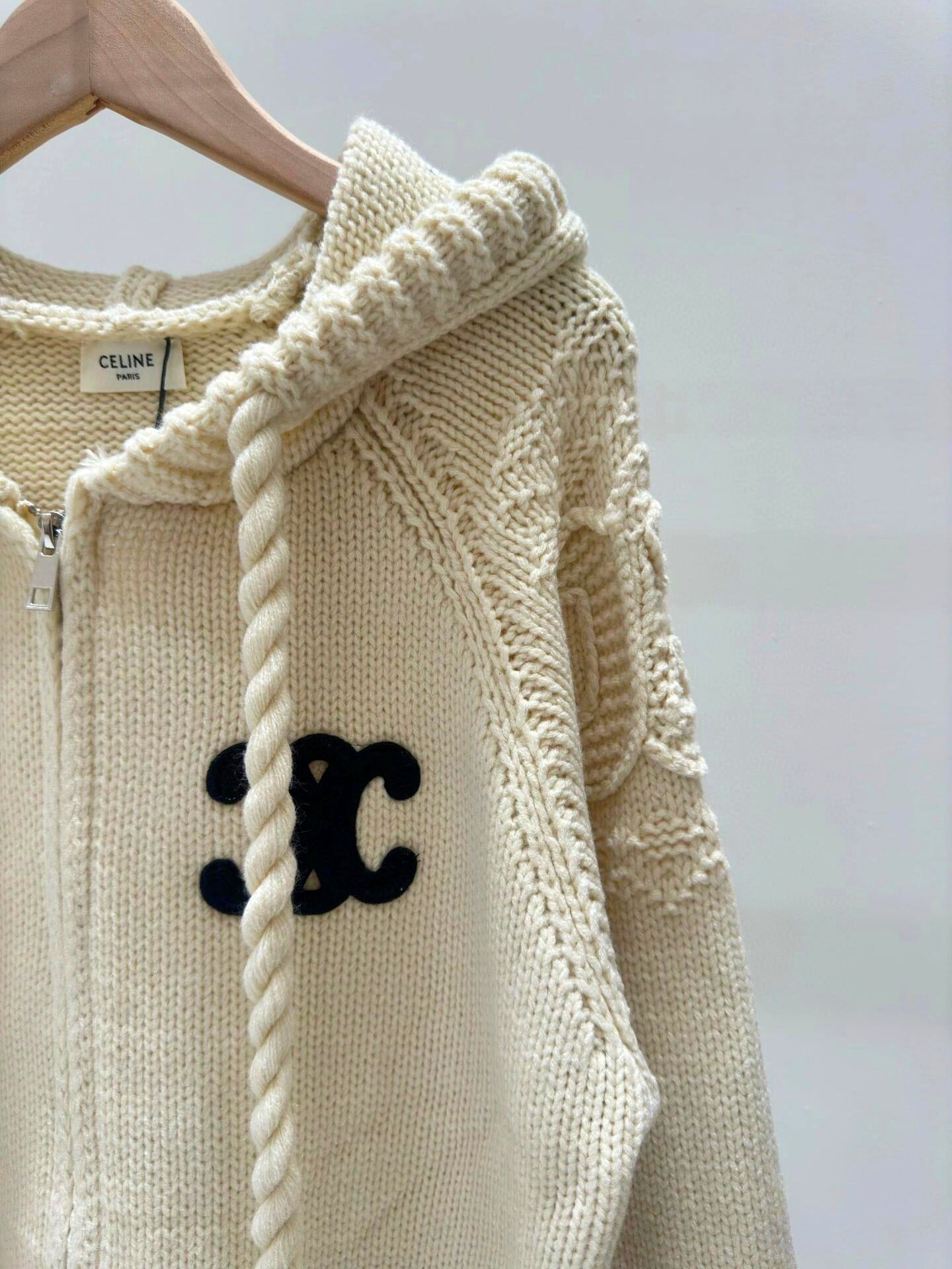25 Very beautiful and versatile early autumn knitted sweater