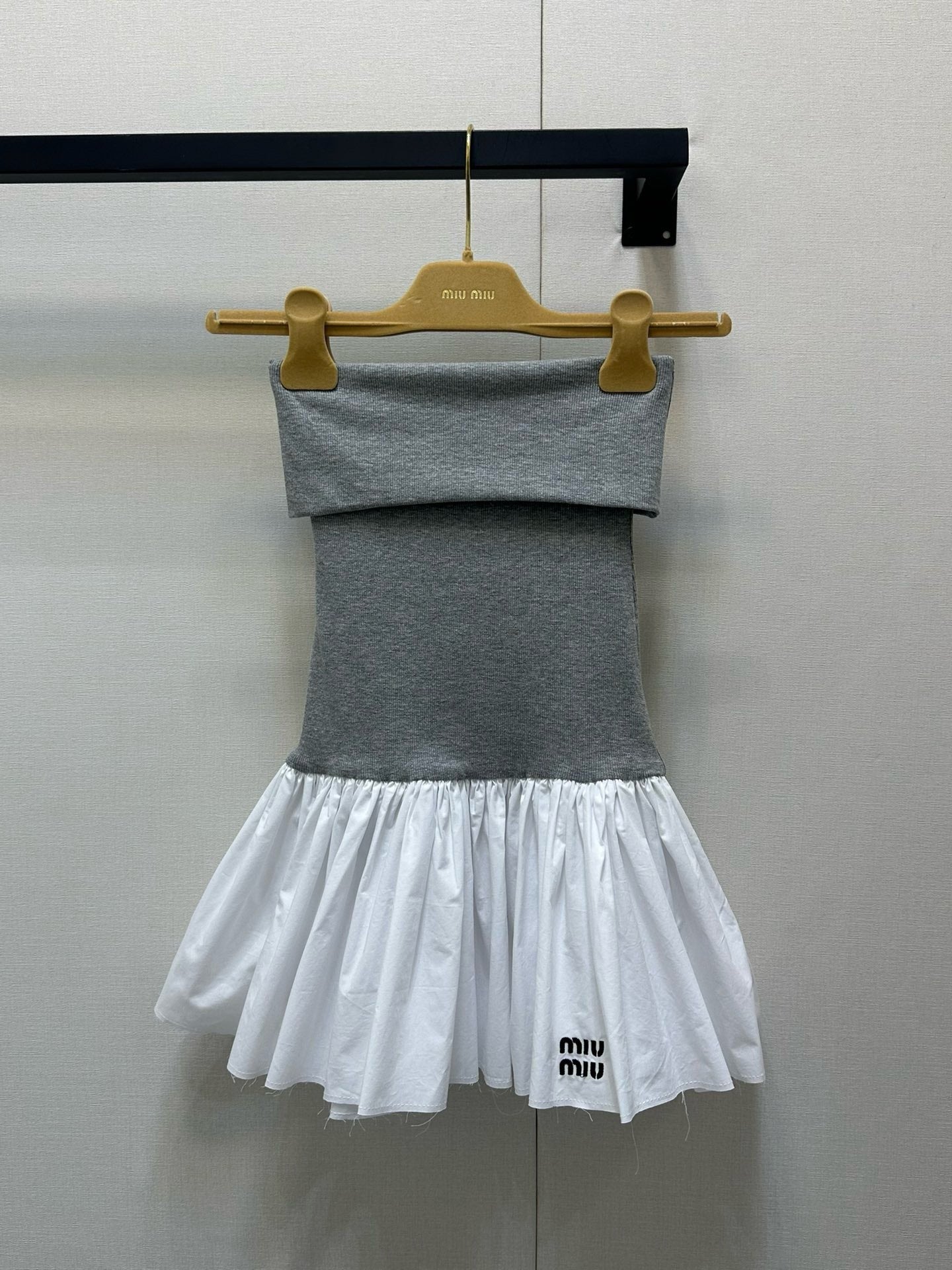 Two-Tone Strapless Dress with Ruffled Hem