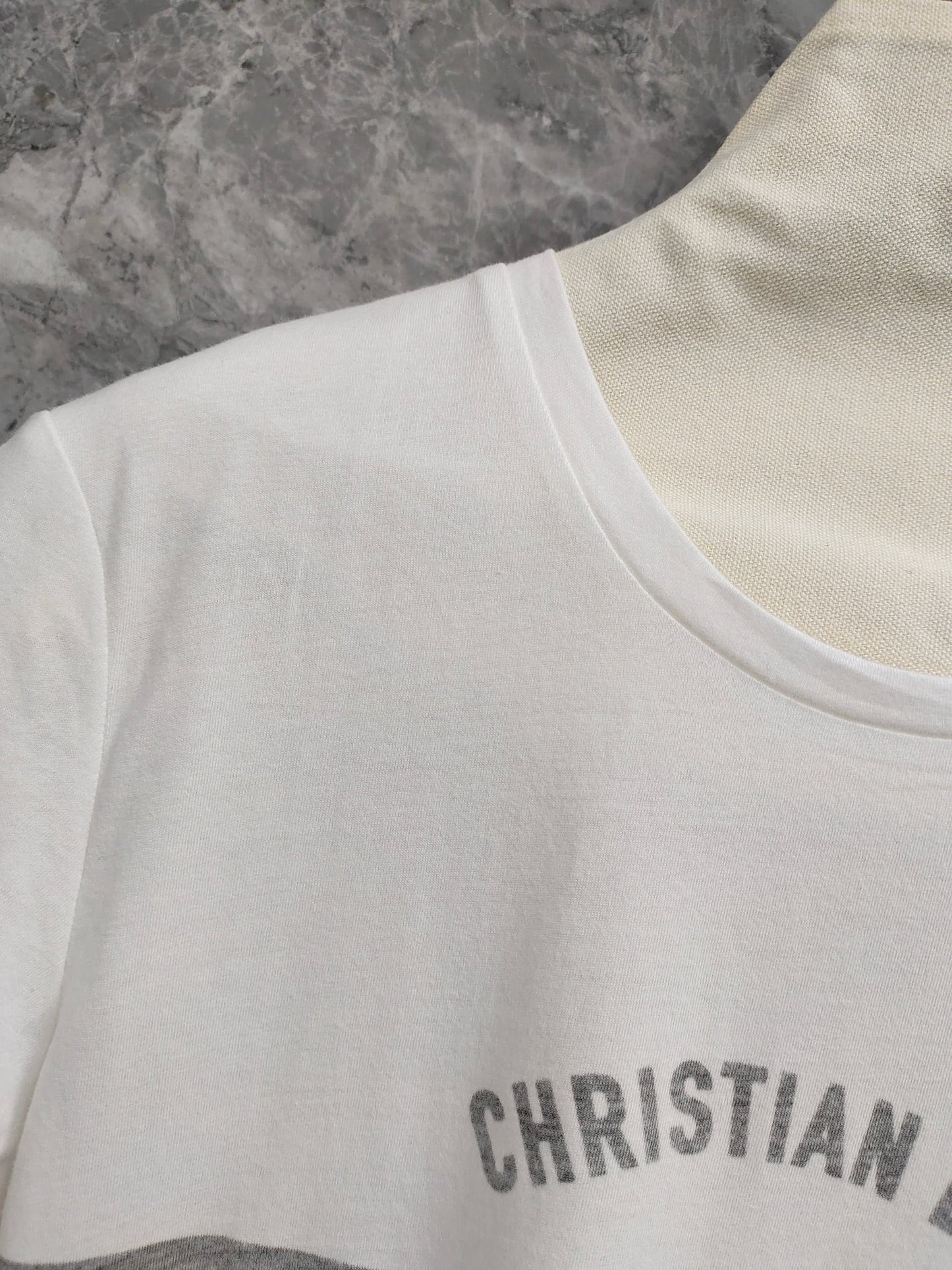 Butterfly Graphic Minimalist Tee