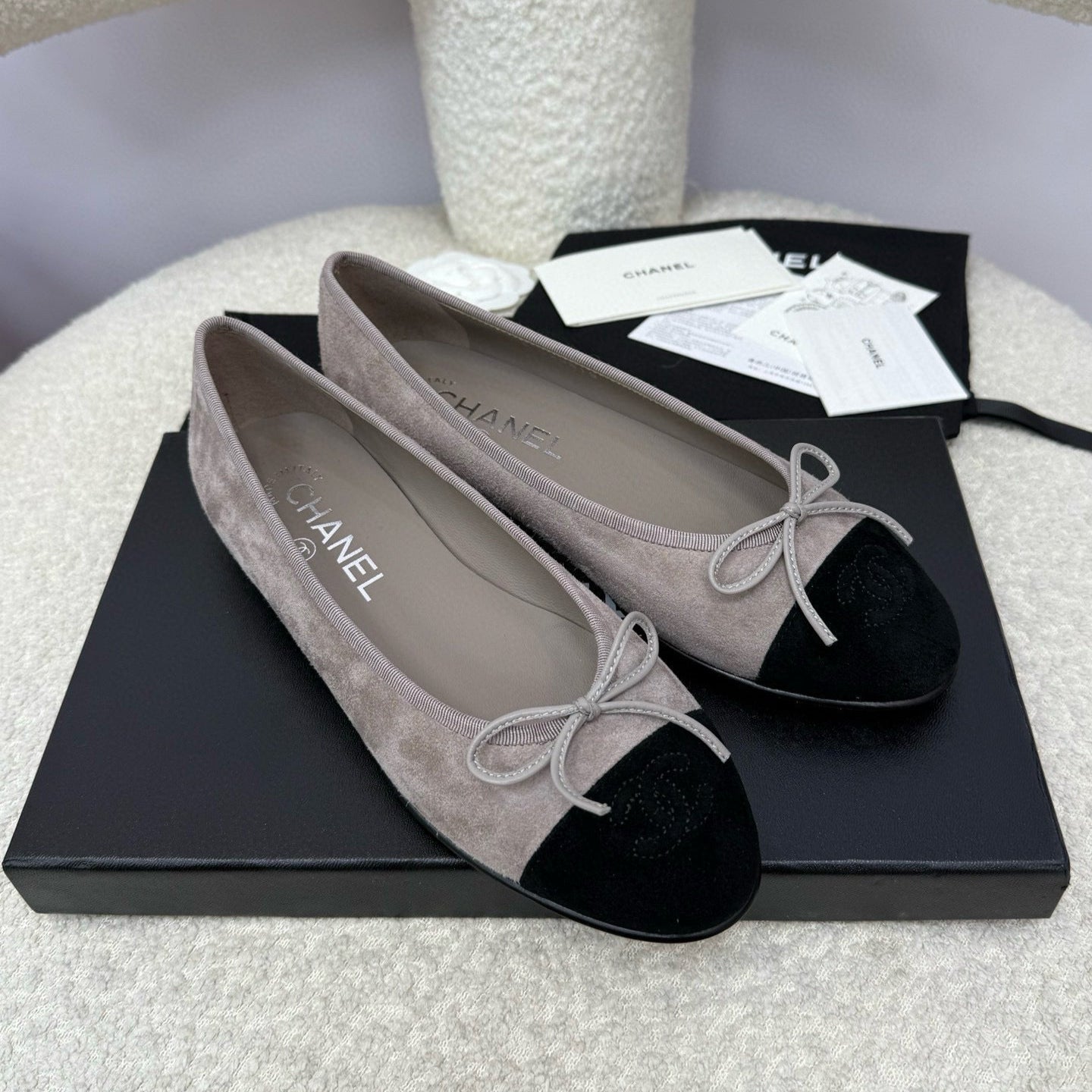 25A Ballet Flat Dark Grey Black Suede