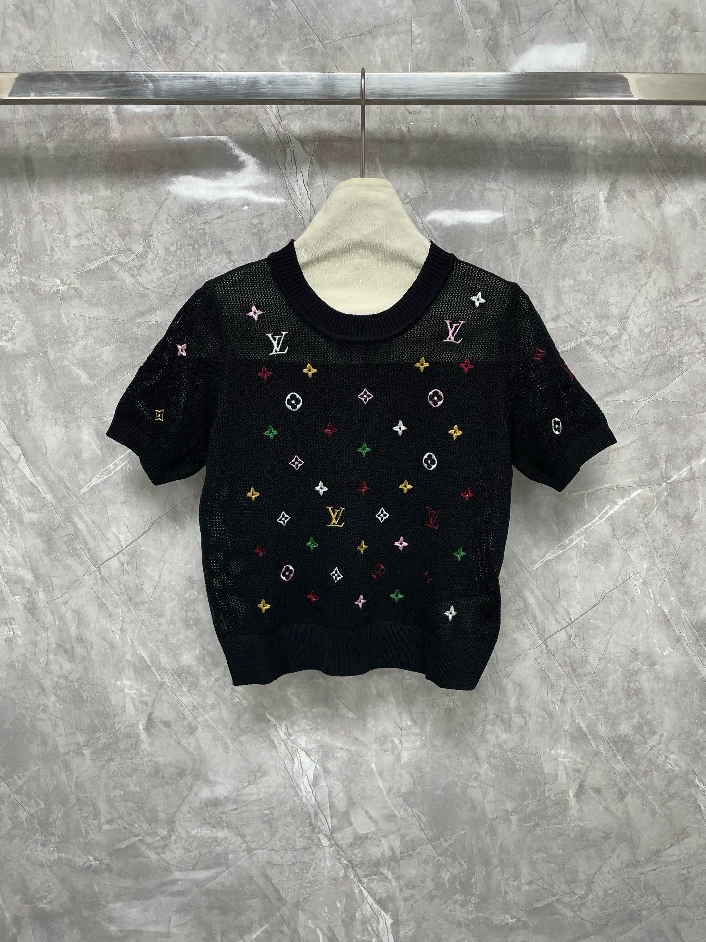 25 new colorful logo pattern embroidered short sleeves