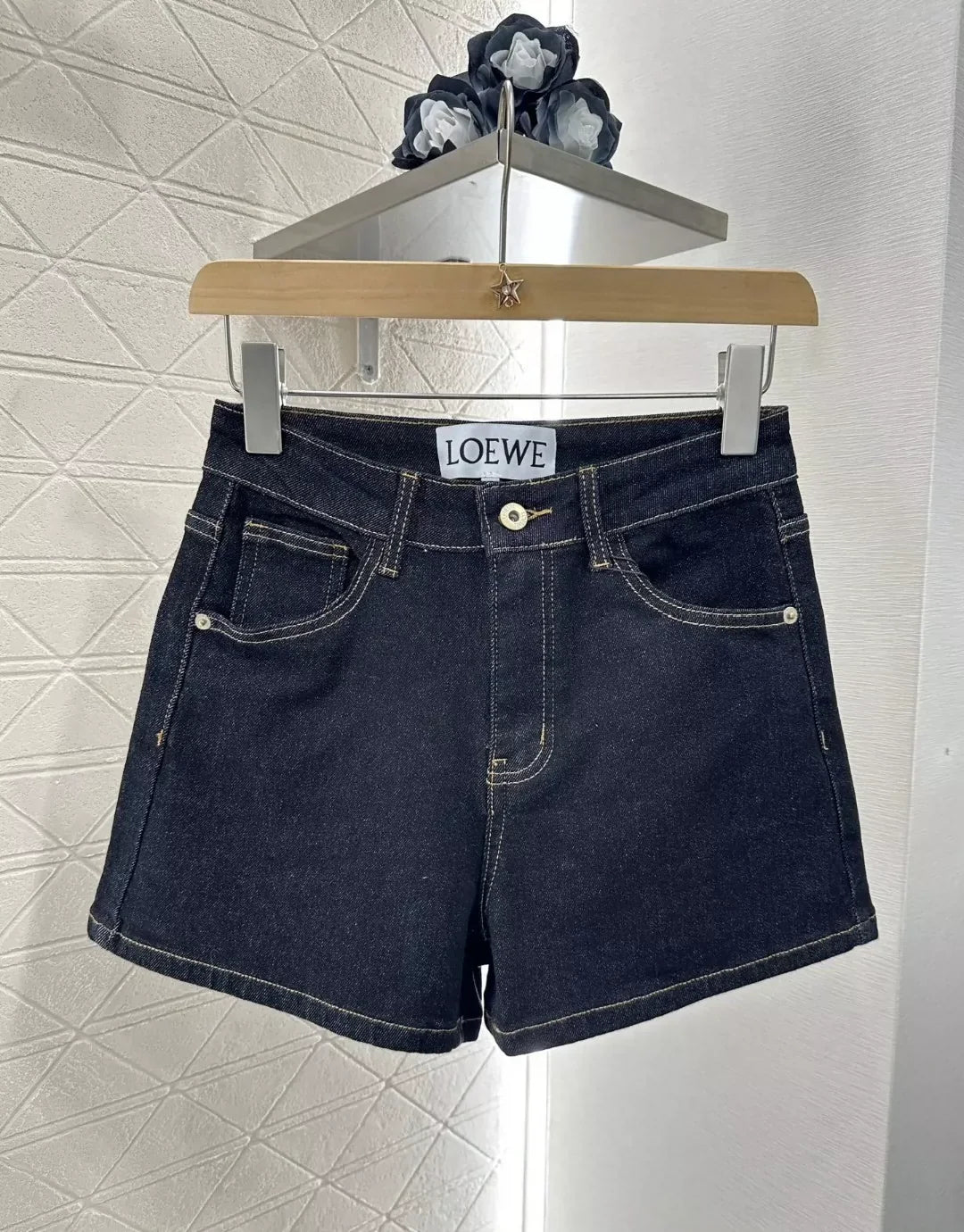 Spring/Summer 25 New High-Waisted Denim Shorts