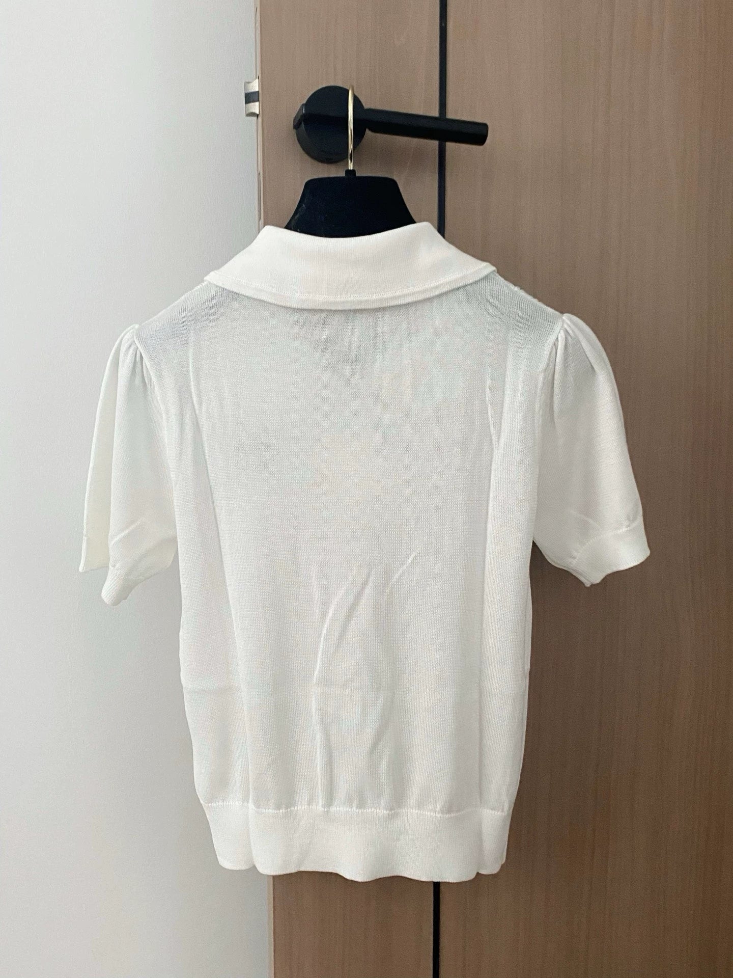 LO 25 New Two Colors Flip Neck Short Sleeve