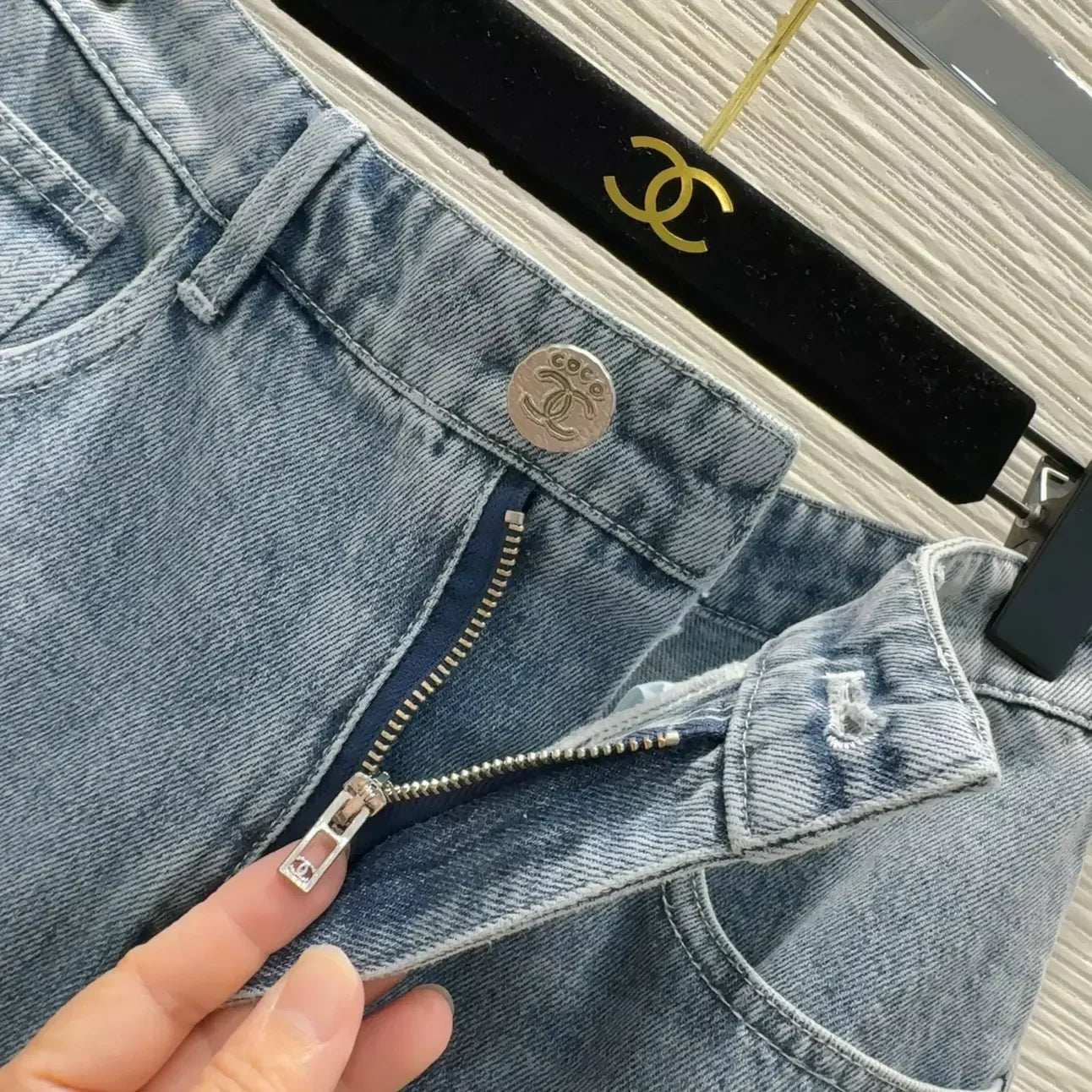 C 25 New Embroidered Denim Skirt