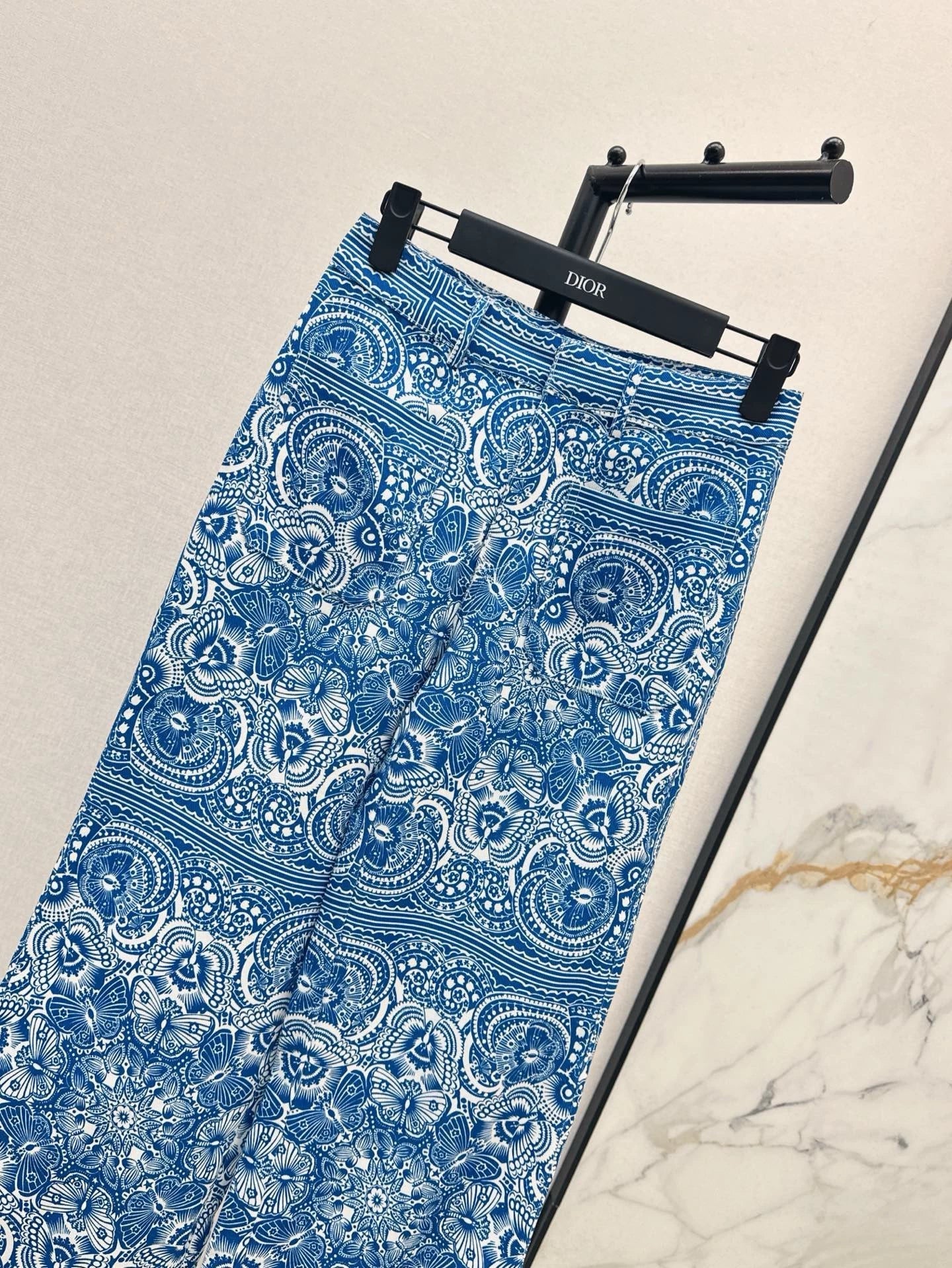 D 25 New Celadon Butterfly Print Denim Collection Long Pants
