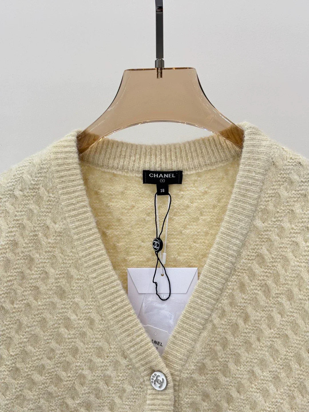 C 25 Spring and Summer new V-neck letter logo white intarsia button knitted cardigan
