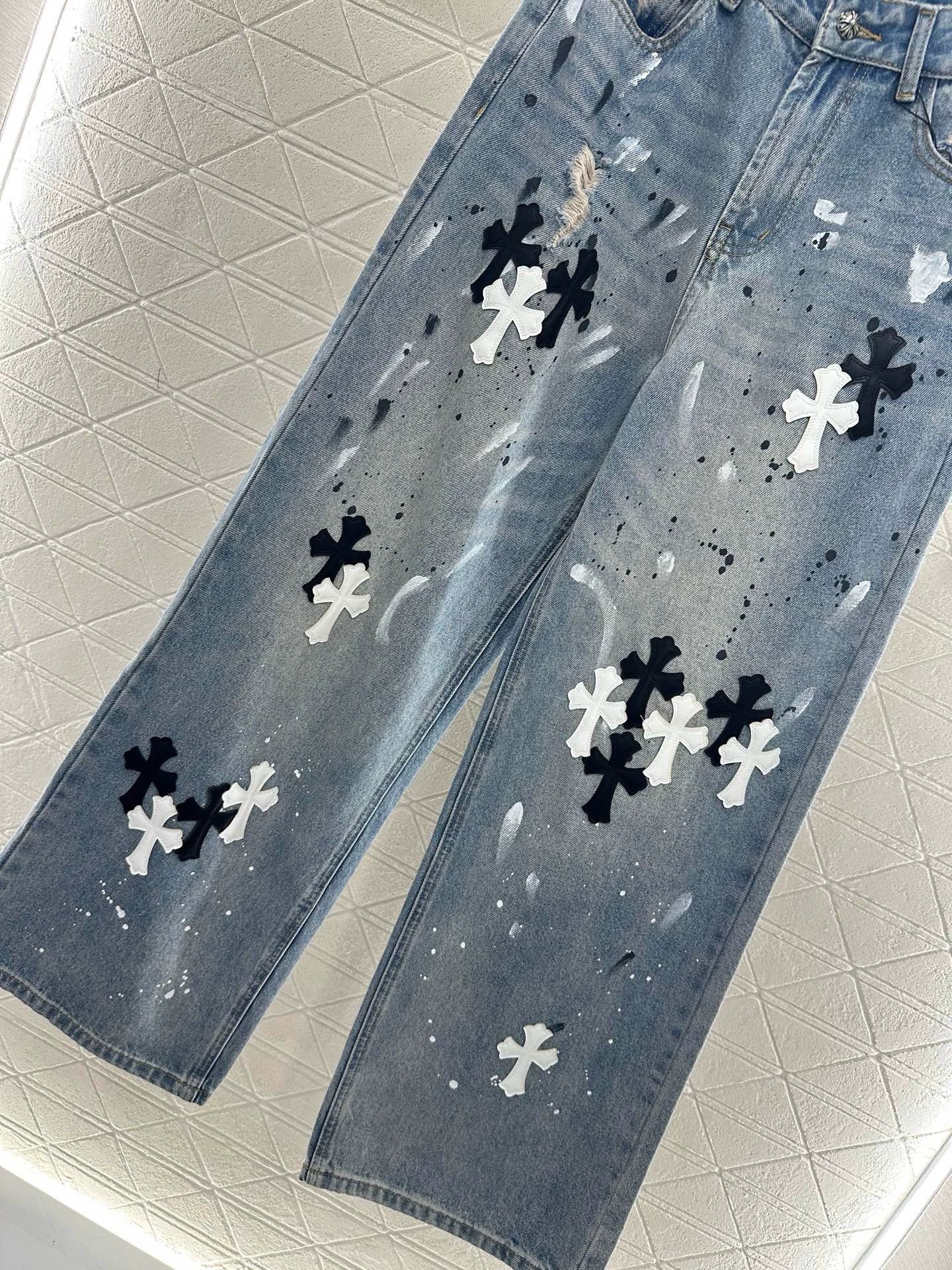 CH 25 new ink-splashed cross logo jeans