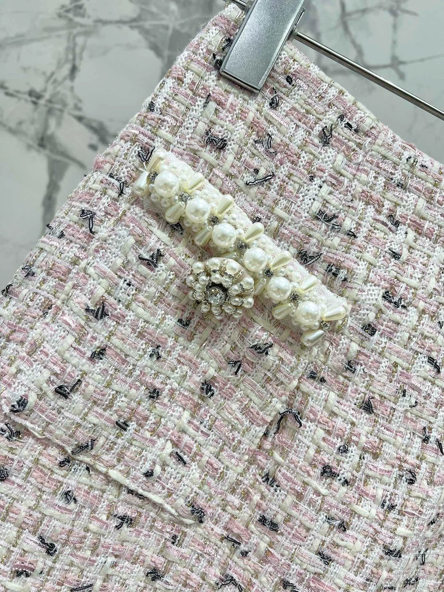 25 Summer new mixed color tweed pearl short suit