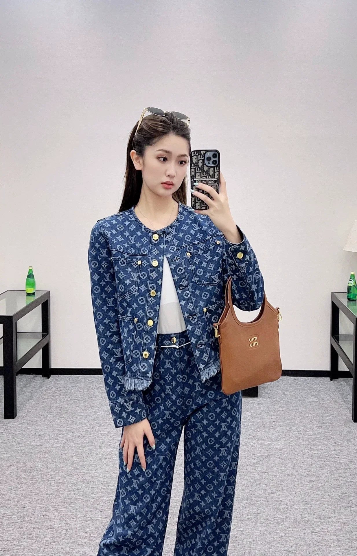 L 25 Jacquard denim jacket and trousers set.