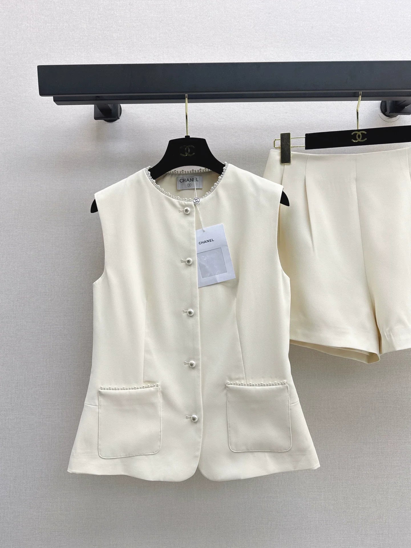 25 spring and summer new suit cubic waisted vest + shorts